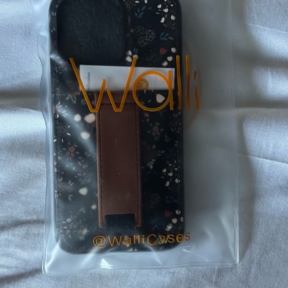 Walli Cell Phones & Accessories Iphone 3 Pro Walli Case Poshmark